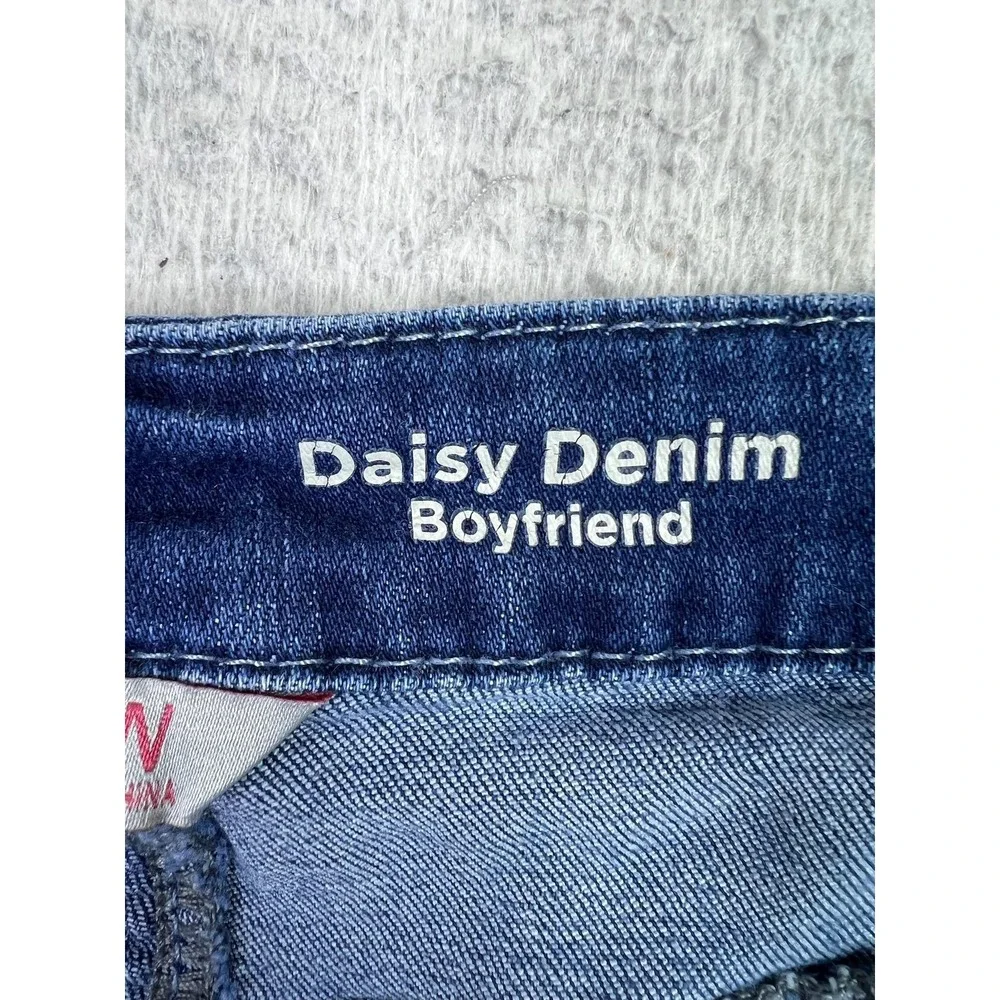 Laurie Felt Jeans Womens 26W Blue Daisy Denim Boyfriend Medium Wash A471814‎